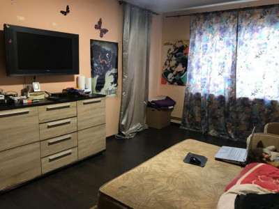  Apartament cu 3 camere, decomandat, Calea Girocului - ID V5512