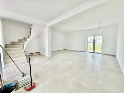 Duplex Mosnita 4 camere, 2 bai - Zona Calea Urseni - Predare imediata!