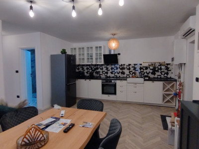 Apartament 4 camere, Timisoara, Zona Ultracentral - Renovat complet