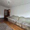 Apartament cu 3 camere de vanzare, etaj 2, zona Lipovei thumb 3