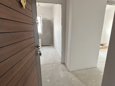 OCAZIE - Apartament cu 2 camere la etajul 1 in Giroc, zona calea Urseni