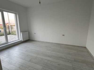 Duplex cu 3 camere, 70 mp utili, zona Mosnita Noua