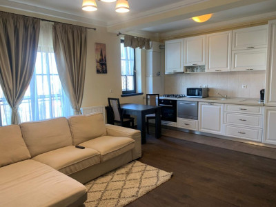 COMISION 0% Apartament cu 3 camere decomandat, zona Mircea cel Batran